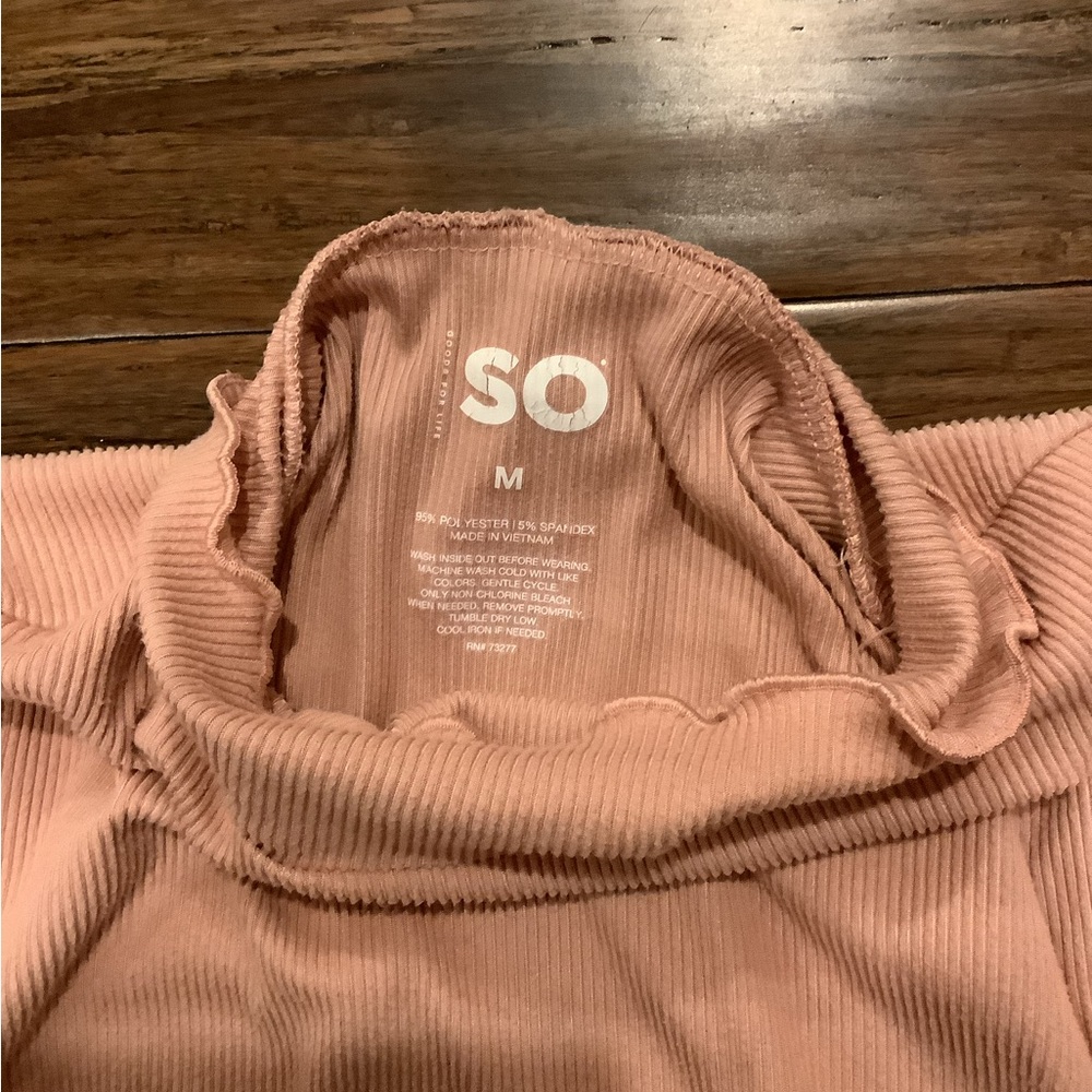 Pink Ribbed Turtleneck Top - Picture 4 of 5